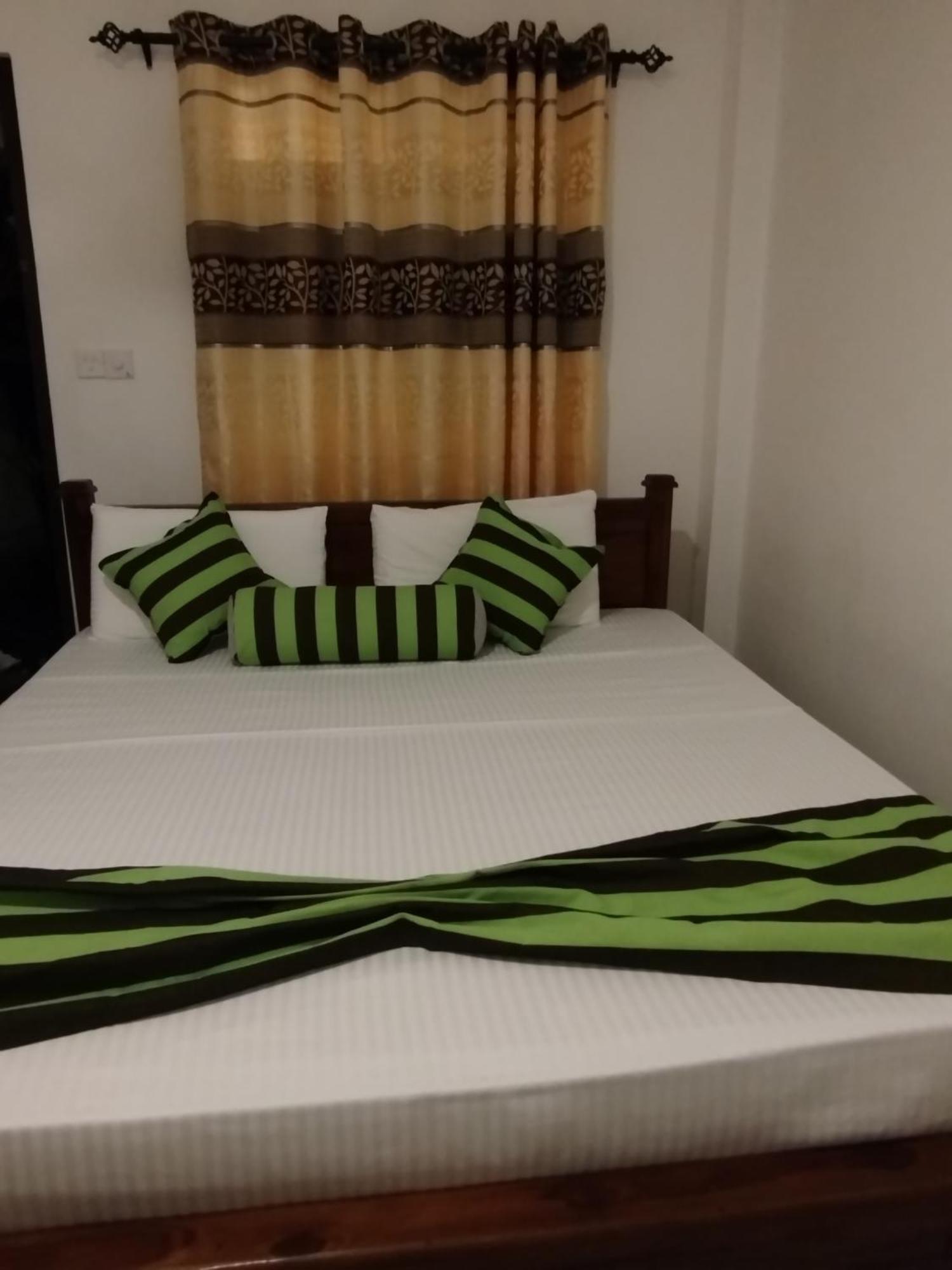 Little Villa Guest House Ахангама Номер фото