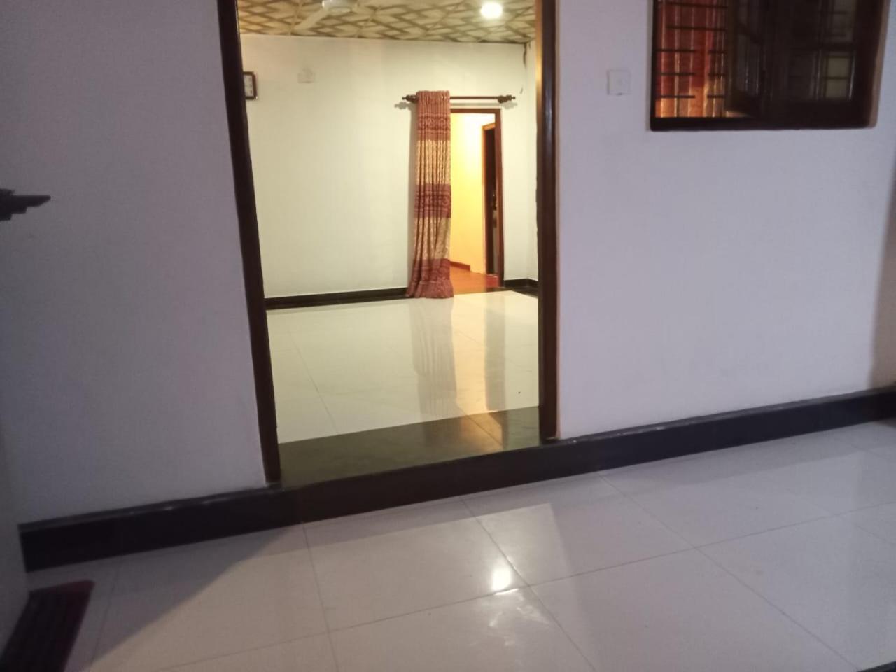 Little Villa Guest House Ахангама Экстерьер фото
