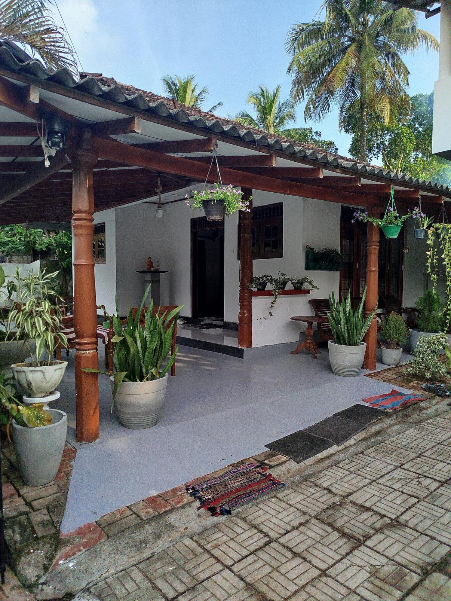Little Villa Guest House Ахангама Экстерьер фото